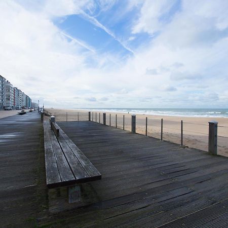 Bright Apartment With Sea View Oostende Dış mekan fotoğraf