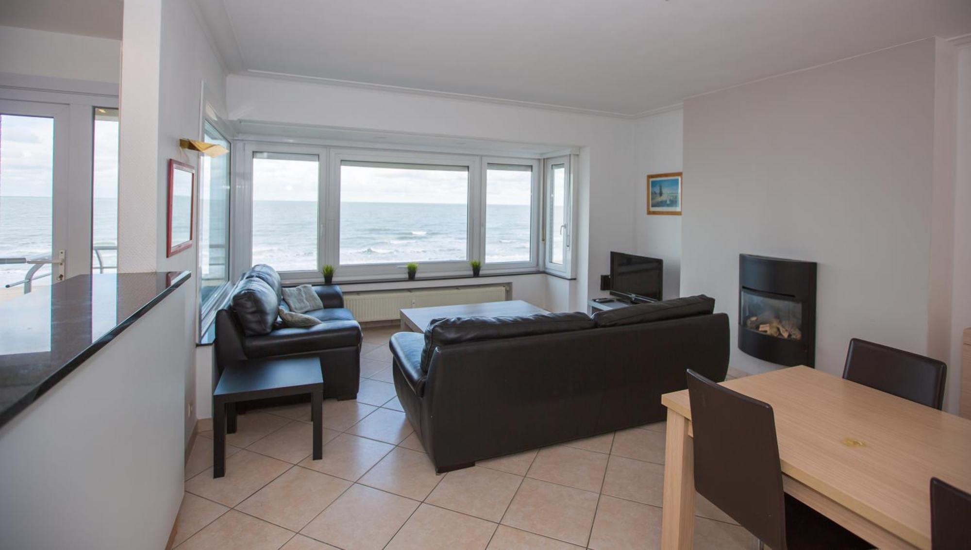 Bright Apartment With Sea View Oostende Dış mekan fotoğraf